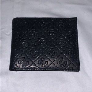 Guess men’s wallet